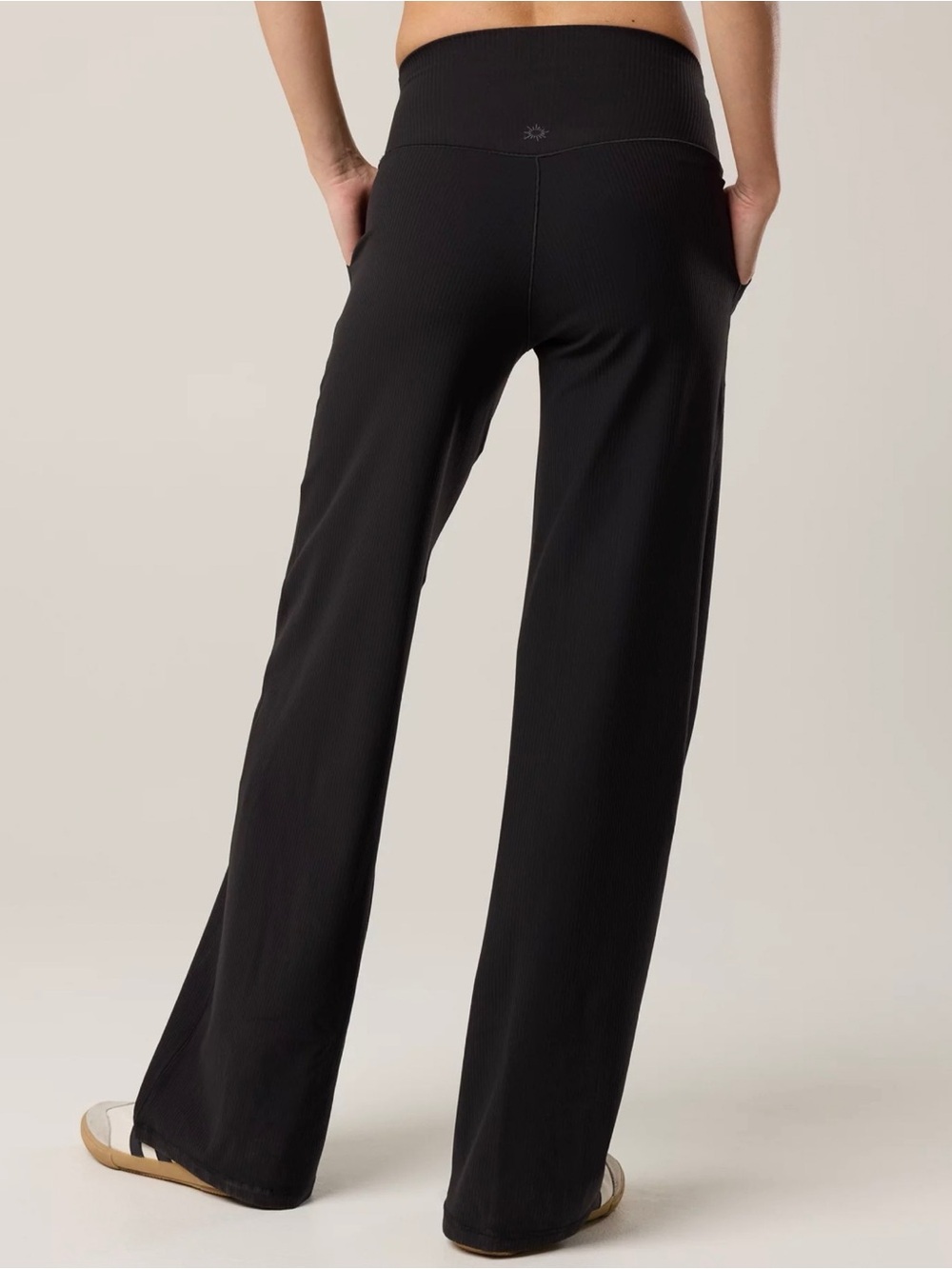 i138 OFFLINE AERIE Real Me Xtra Wide leg